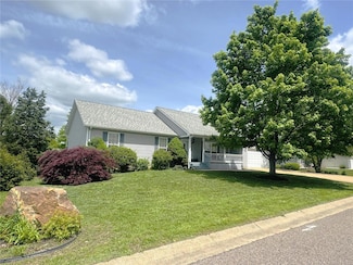 111 Trainer Ave, Cuba, MO 65453