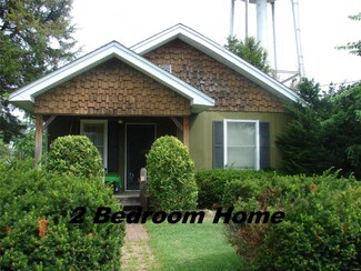 606 Dean St, Wilsonville, IL 62093