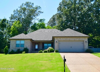 47 Winding Wood Dr, Humboldt, TN 38343