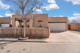4748 Highlands Loop, Santa Fe, NM 87507