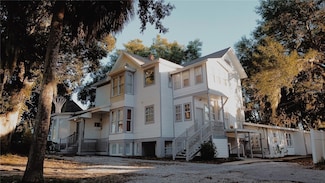 104 S Grove St, Eustis, FL 32726