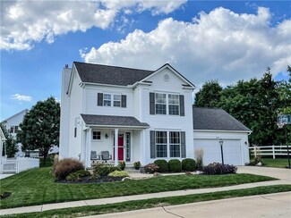2099 Darrow Lake Dr, Stow, OH 44224
