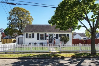 25 Saint Anns Ave, Peabody, MA 01960