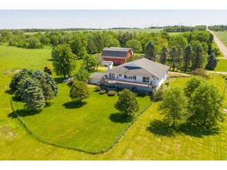 65150 220th St, Dexter, MN 55926