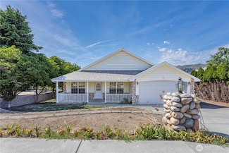 1718 6th St SE, East Wenatchee, WA 98802