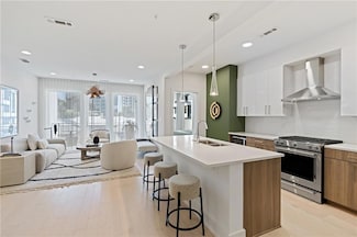 775 Juniper St NE Unit 111, Atlanta, GA 30308