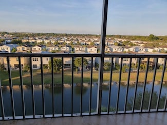 1101 Crystal Lake Dr Unit 704, Deerfield Beach, FL 33064