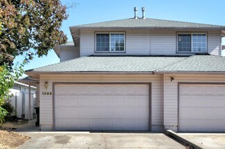 1066 Glengrove Ave, Central Point, OR 97502