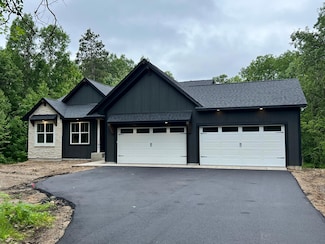 26197 Mitchell Ct, Nisswa, MN 56468