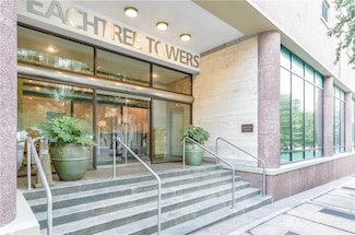 300 Peachtree St NE Unit 9d, Atlanta, GA 30308