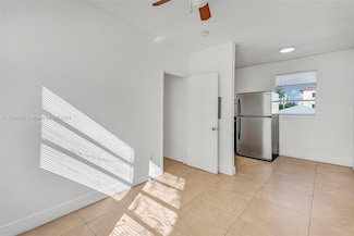 1060 SW 2nd St Unit 3, Miami, FL 33130
