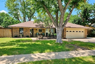 208 India St, Keller, TX 76248