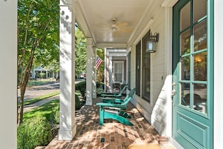 556 Rienzi Dr, Memphis, TN 38103