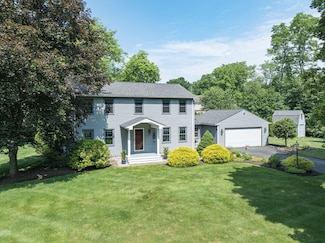 37 Genevieve Dr, Hampden, MA 01036