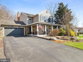 202 Markwood Dr, Sterling, VA 20165