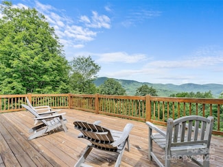 60 Lakeside Trail, Lake Toxaway, NC 28747