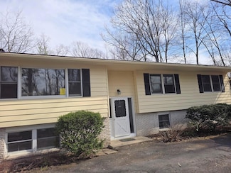 51 Glenerie Ln, Saugerties, NY 12477