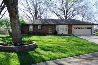 7621 W 90th Terrace, Overland Park, KS 66212