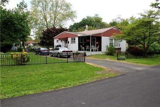 400 Central Ave, Croydon, PA 19021