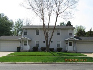 400 Hart Dr, Clinton, WI 53525