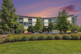 2958 Syracuse St Unit 403, Denver, CO 80238