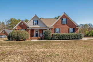 341 Keswick Dr, Chatsworth, GA 30705
