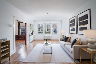 12 Gibbs St Unit 2, Brookline, MA 02446