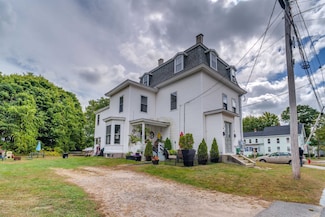 28 Knight St, Rochester, NH 03867