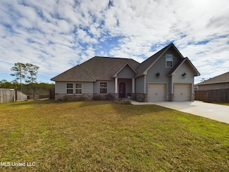 2958 Juliette Dr, Ocean Springs, MS 39564