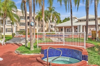 2820 N Oakland Forest Dr Unit 308, Oakland Park, FL 33309