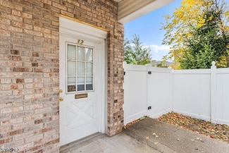 16 Evans Place Unit 12, Pequannock Township, NJ 07444