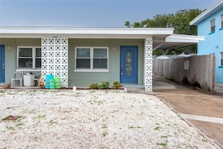 11065 2nd St E, Treasure Island, FL 33706