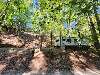 35 37th St, Ellijay, GA 30540