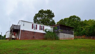 427 White Oak Way, Marietta, SC 29661