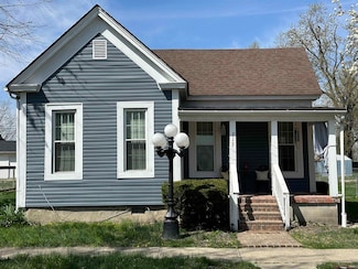715 W Oak St, Mitchell, IN 47446