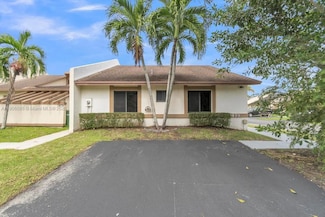 1499 Yellowthroat St, Homestead, FL 33035