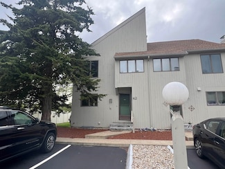 65 Victoria St Unit 42, Manchester, NH 03104