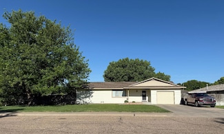 719 N Sullivan St, Ulysses, KS 67880