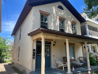 834 Jenifer St, Madison, WI 53703
