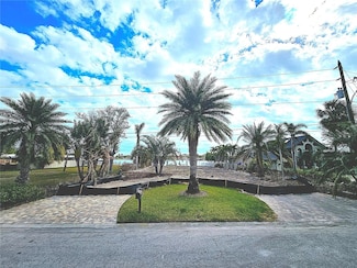 55 Dolphin Dr, Treasure Island, FL 33706