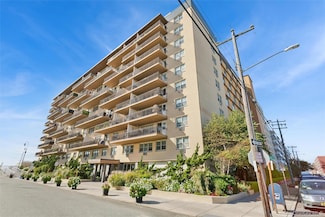 25 Neptune Blvd Unit 9S, Long Beach, NY 11561