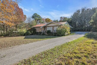2837 Grays Bend Rd, Centerville, TN 37033