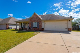 214 Timberlake Dr, Benton, AR 72015
