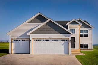 1564 Meadows Dr, East Bethel, MN 55005