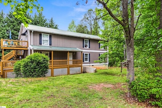 421 Wood Rd, Taylors, SC 29687