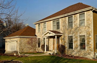 1205 Cantigny Ct, North Aurora, IL 60542