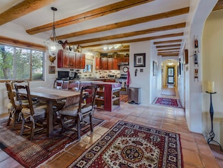 120 Los Cordovas Rd, Taos, NM 87571