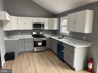 101 Daisy Ln, Browns Mills, NJ 08015