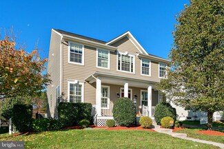 14285 Ladderbacked Dr, Gainesville, VA 20155