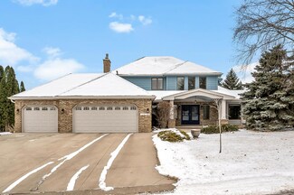 2975 Frank St, Saint Paul, MN 55109